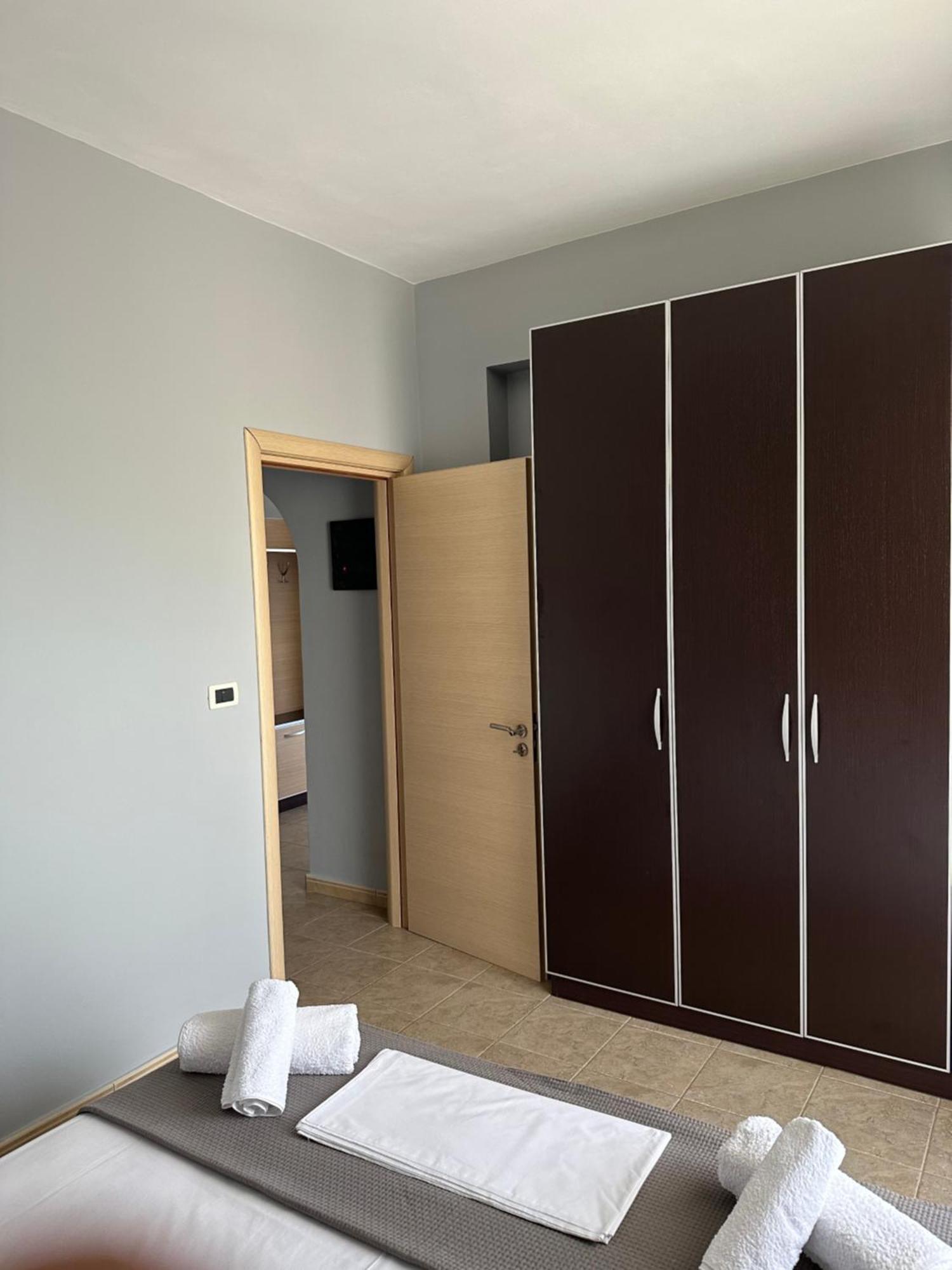 Anna House Dhermi Ngoại thất bức ảnh