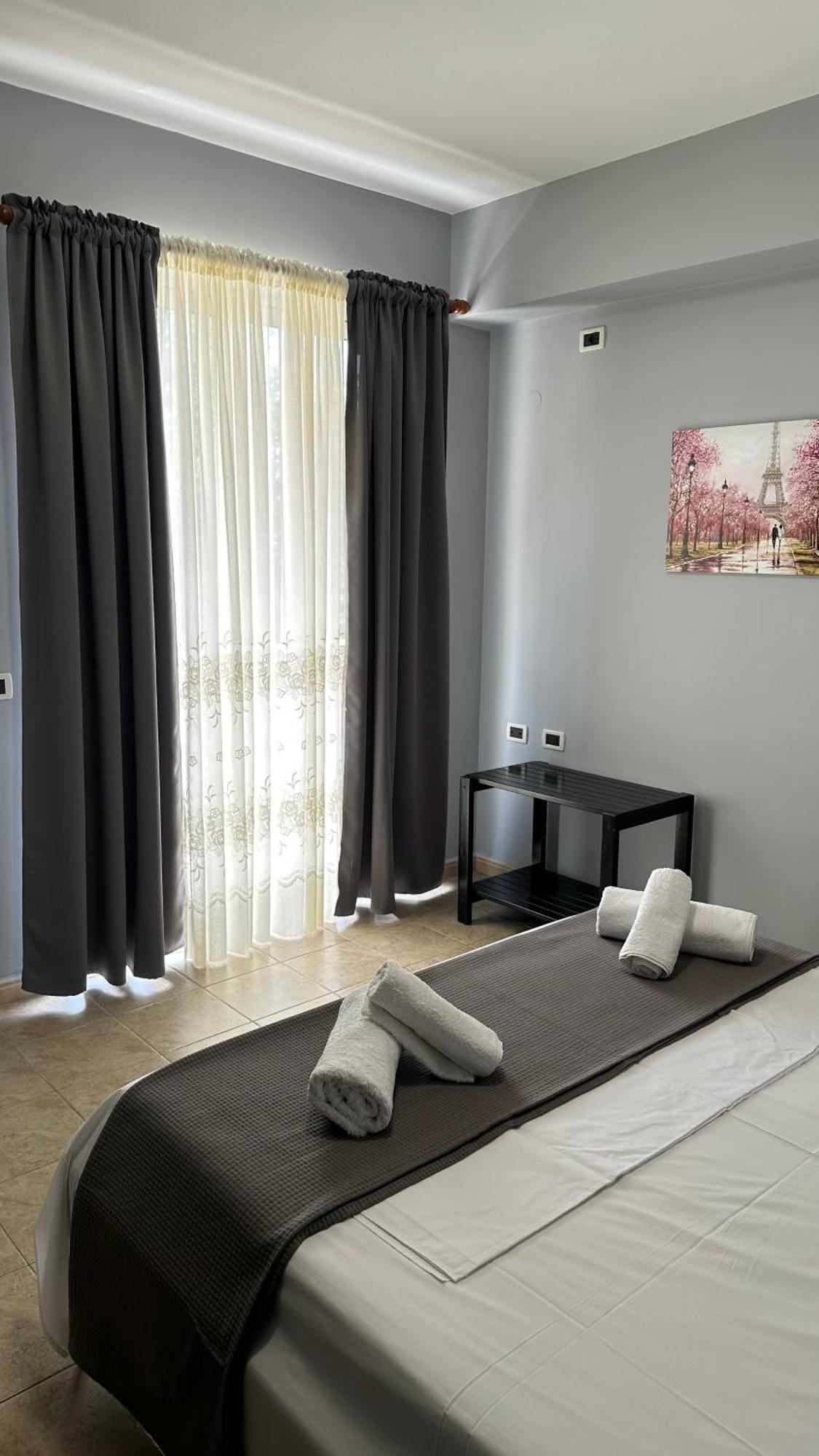 Anna House Dhermi Ngoại thất bức ảnh